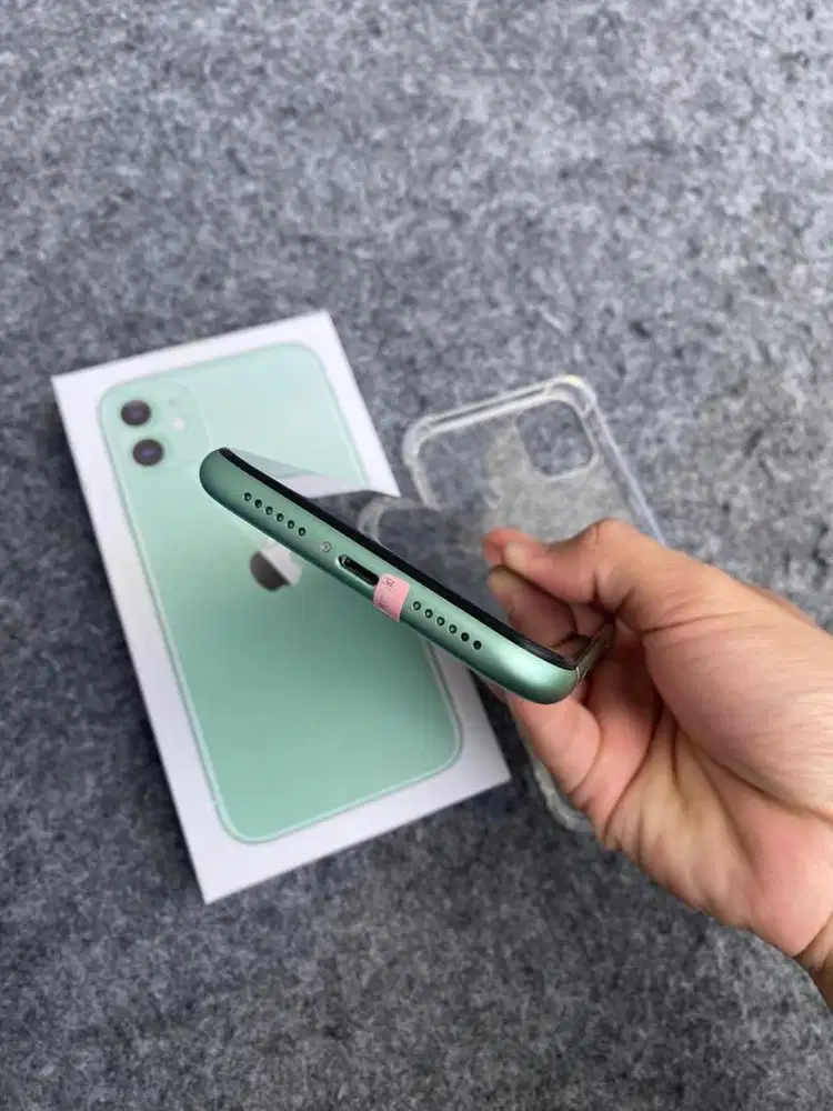iPhone 11 64GB SECOND SIMSTICKER WIFI ONLY GREEN