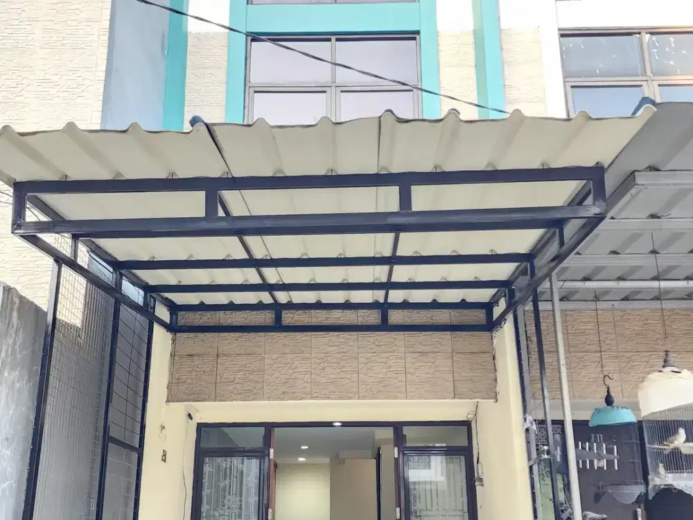 Rumah Baru. Bagus, Minimalis. Strategis dekat pintu Tol di Krukut Depok