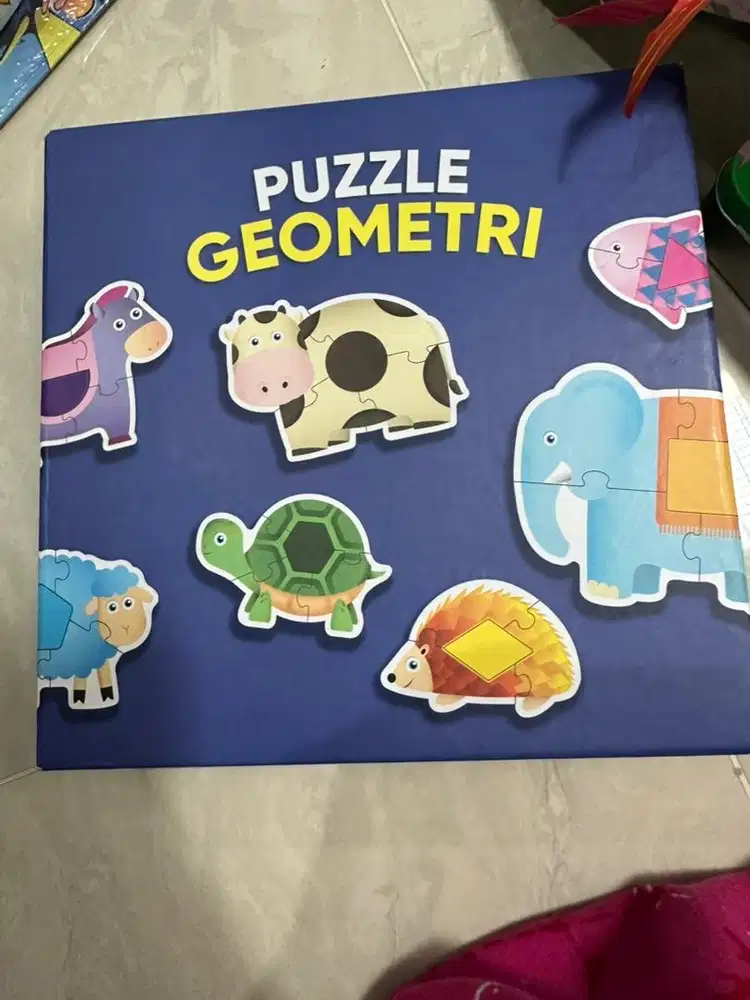 Puzzle geometri