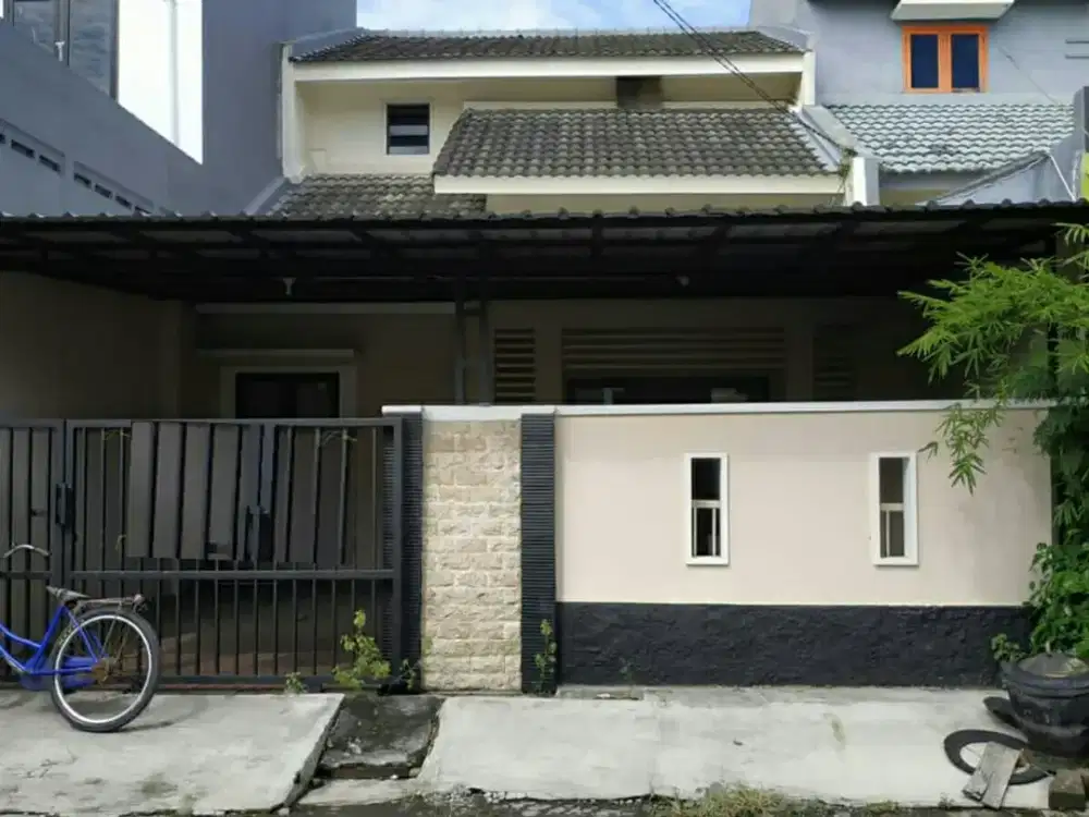 Jual rumah di Puri Citra Rungkut