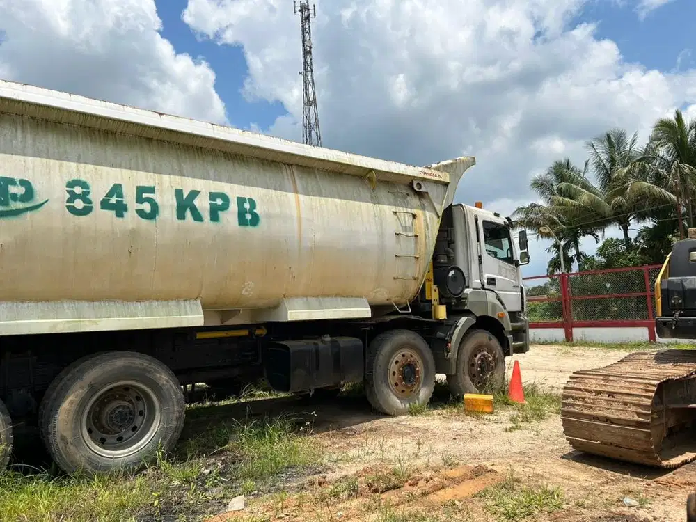 Jual Dump Truck Mercy Axor tahun 2022