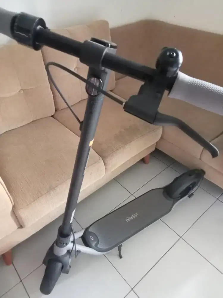 Dijual scooter listrik segway