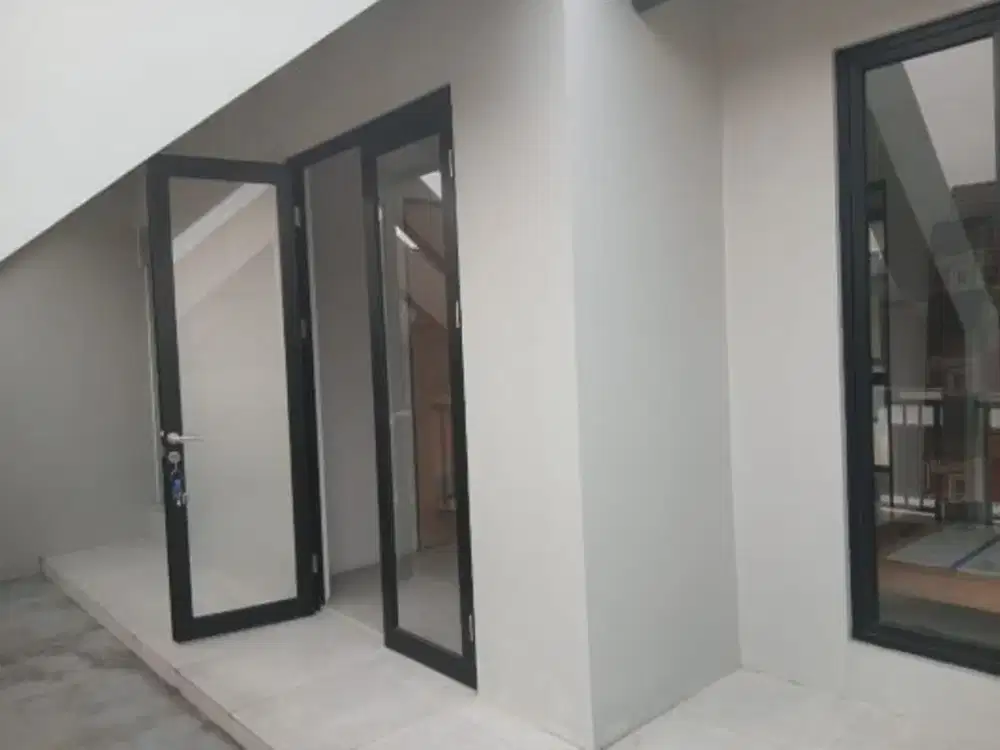 Dijual Rumah Modern Siap Huni 2 Lantai 4 Kamar Bisa KPR Bebas Banjir Akses Tol Tambun Dekat Mall, di Z living Grand Wisata Bekasi