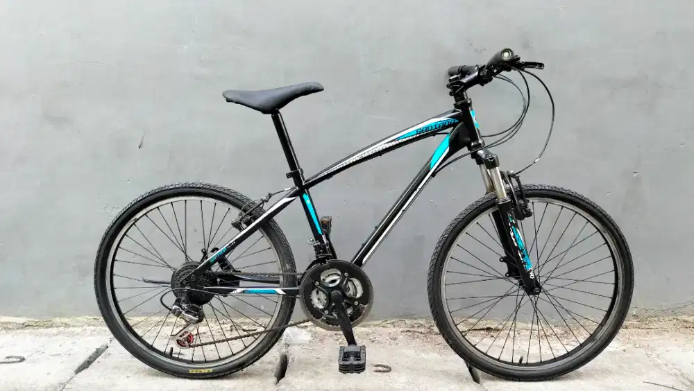 Sepeda mtb wimcycel santana