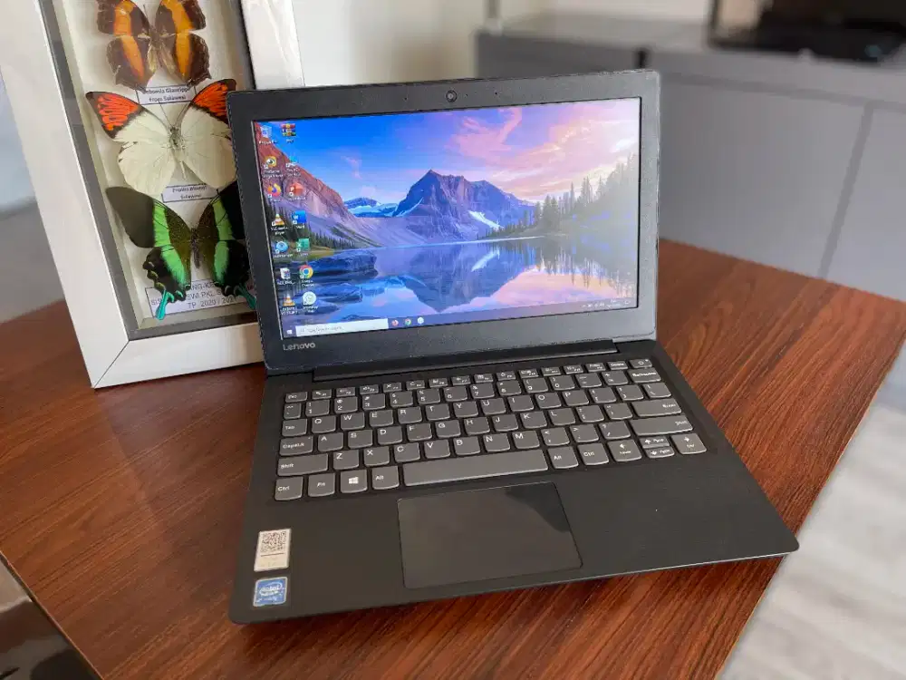 Notebook Lenovo slim 12 inci normal