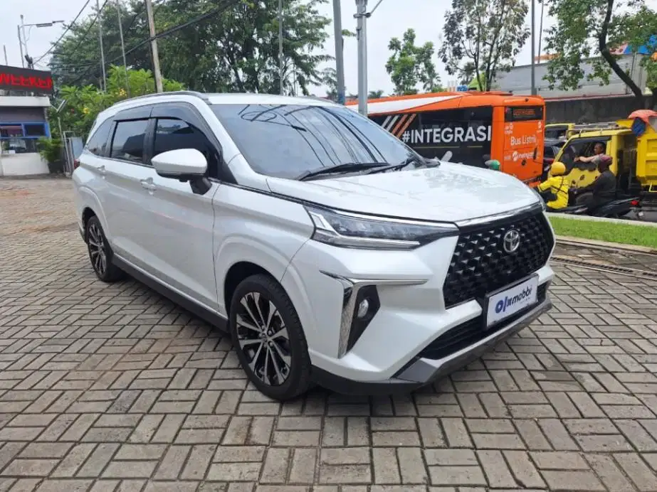 DP 5% Toyota Avanza 1.5 New Veloz Q TSS Bensin-AT 2022 AAQ