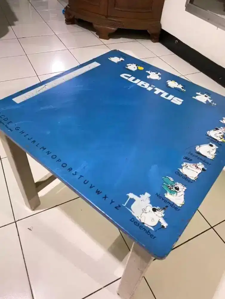 MEJA BELAJAR ANAK KAYU