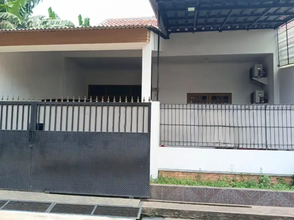 Jual Rumah 4 kamar tidur Palem Semi karawaci tangerang