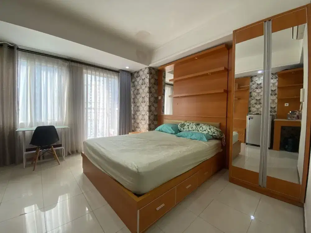 Sewa 2BR Royal Mediterania Garden Tanjung Duren Lokasi Strategis Dekat Mall, Kantor, Universitas