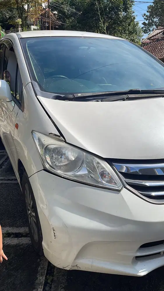 Honda Freed 2012 Bensin