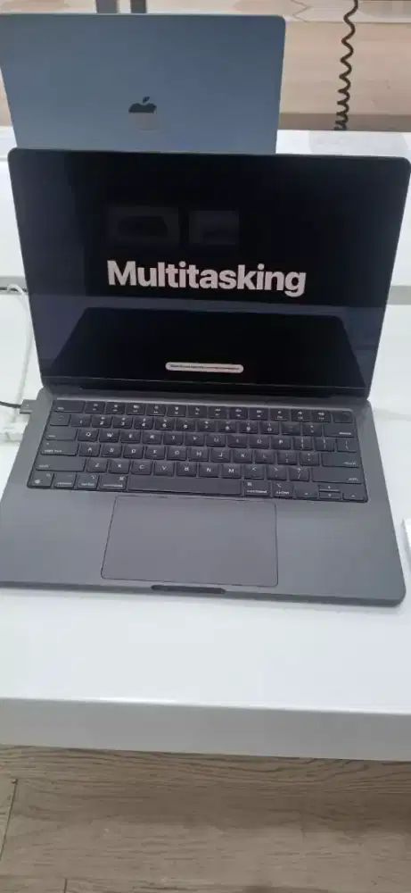 MACBOOK PRO CPU 10-CORE(14 inch) 1TB