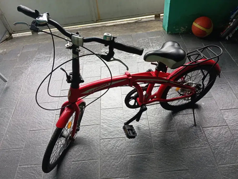 Sepeda lipat Phoenix