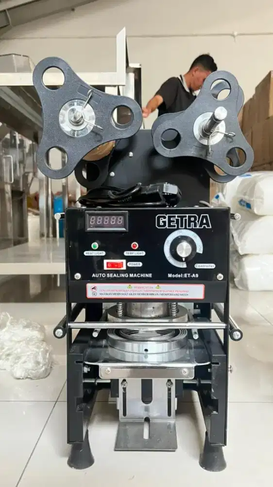 Mesin Cup Sealer Semi Automatic