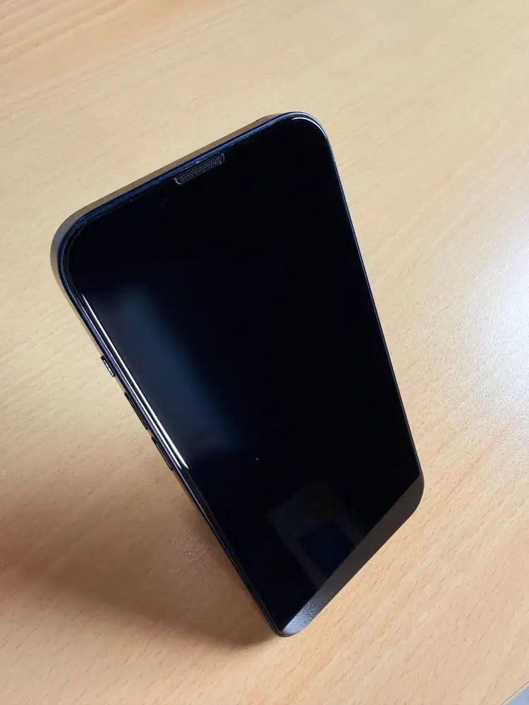 IPHONE 14 128GB – MULUS LIKE NEW! (Milik Pribadi)