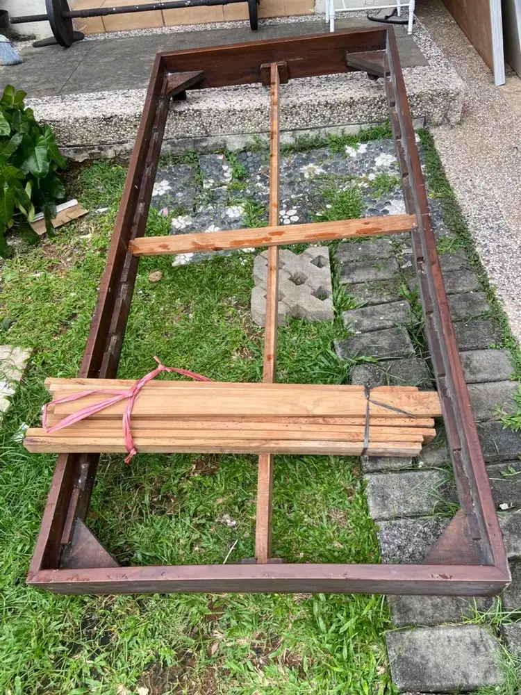 Dipan jati Single Antiek