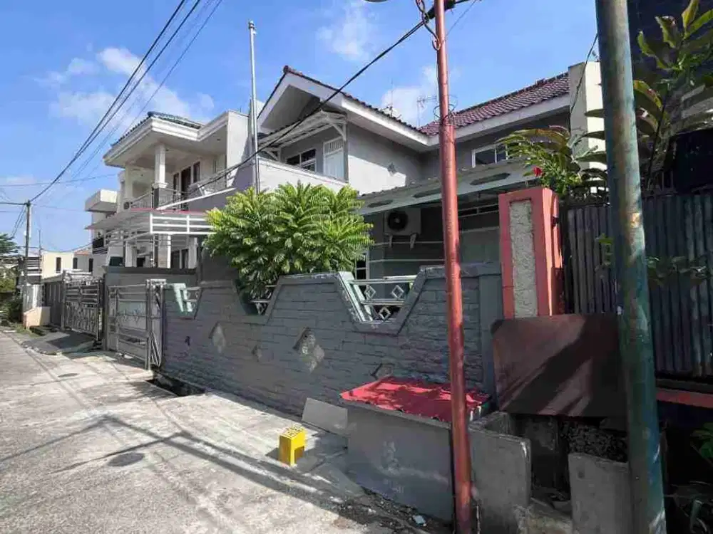 Rumah bagus siap huni 2 lantai di pondok hijau permai