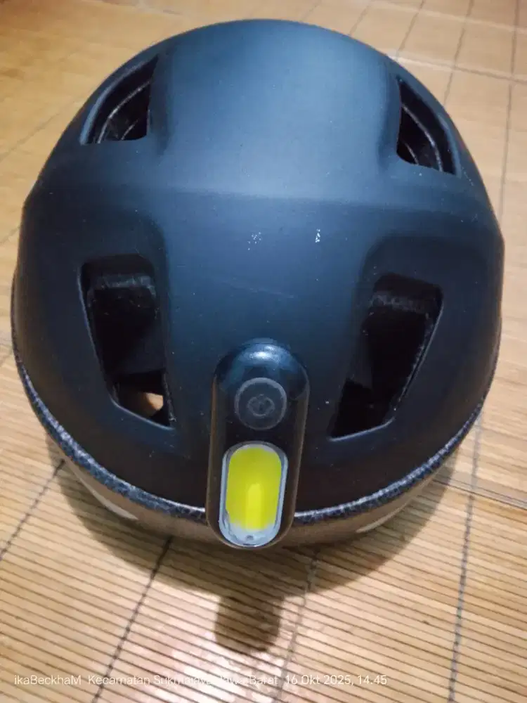 Helmet BTWIN 100 Black - M