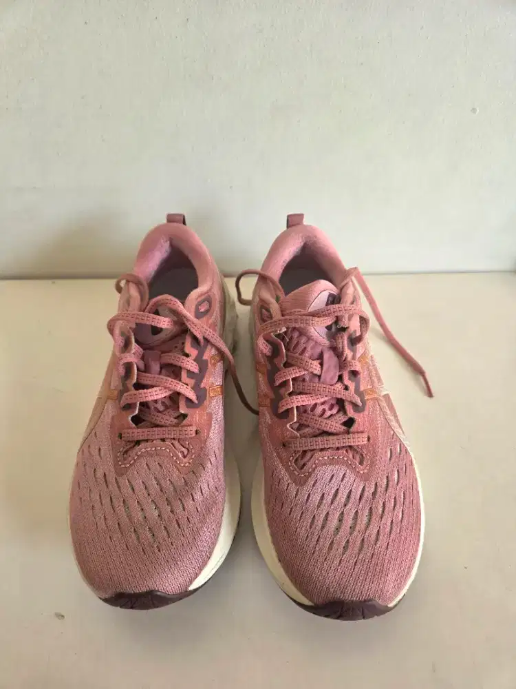 Sepatu Lari Asics Novablast 2 - Women