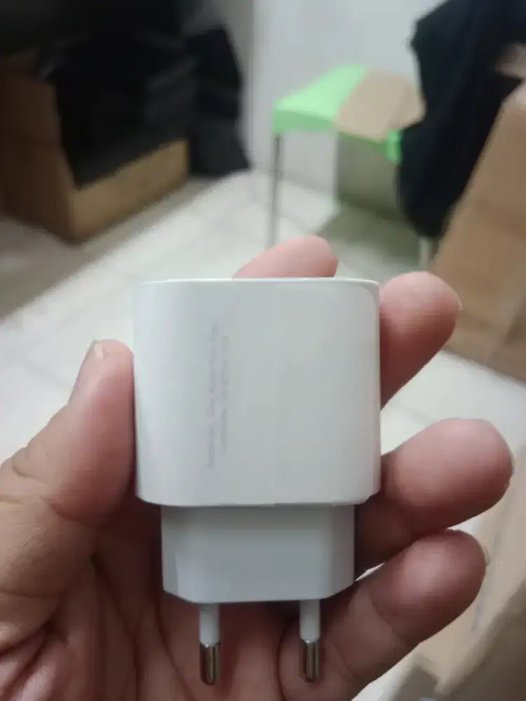 Adaptor Original Iphone 20watt Tipe C Like New