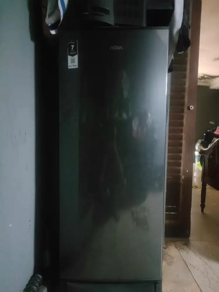 Kulkas Aqua 1 pintu