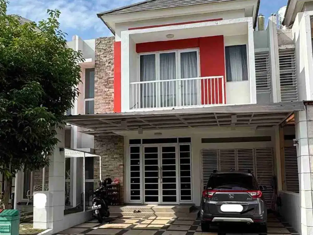 dijual cepat Rumah di Summarecon Bekasi Cluster Palm jalan utama