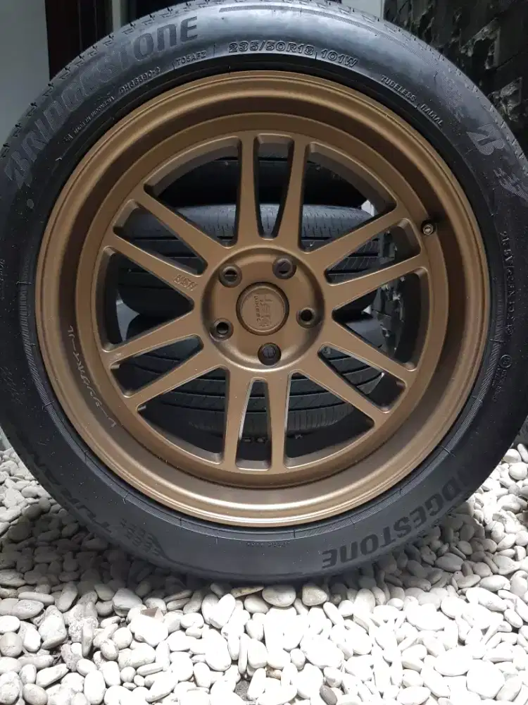 Velg HSR R18 Eks Innova