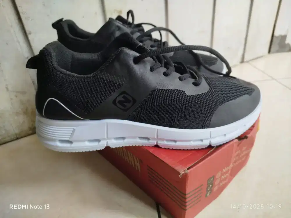 Sepatu Running Neckerman Indonesia