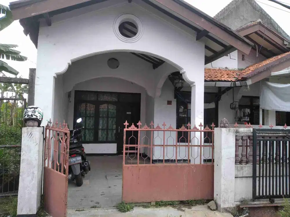 Di sewakan rumah di komplek Margahayu raya