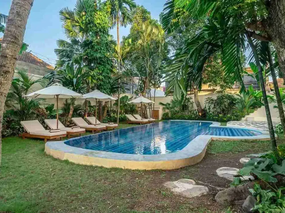 6 BEDROOMS KUNTI VILLA SEMINYAK FOR LONG LEASE SALE
