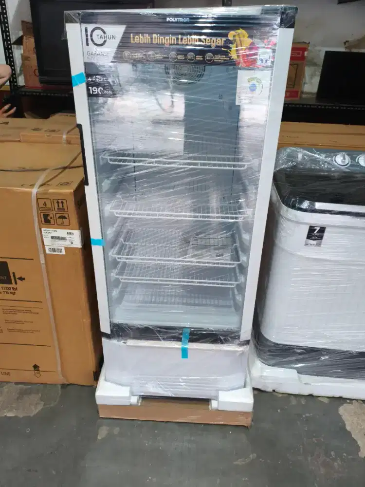 Showcase polytron scn 190 kapasitas 190 liter