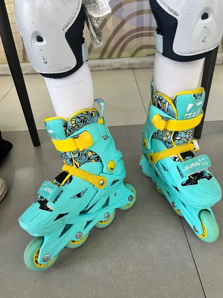 Sepatu Roda Jiumlis Hijau Tosca