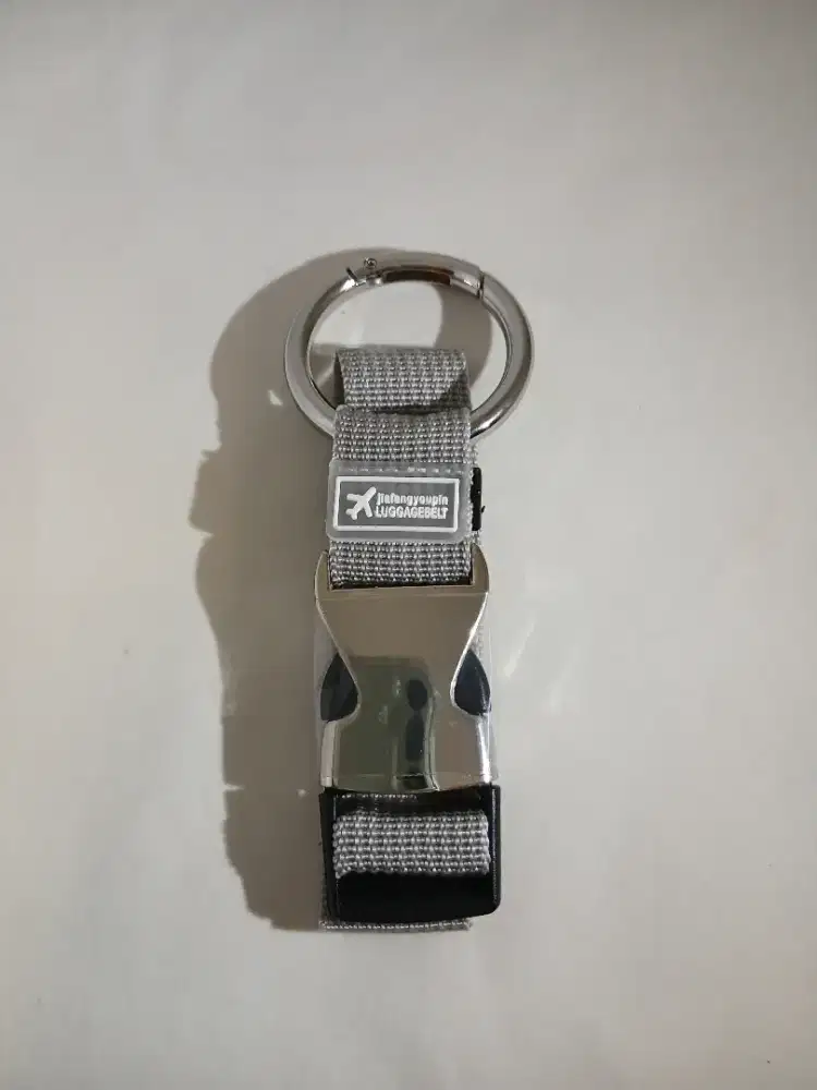 Gantungan kunci buckle sabuk pengaman pesawat