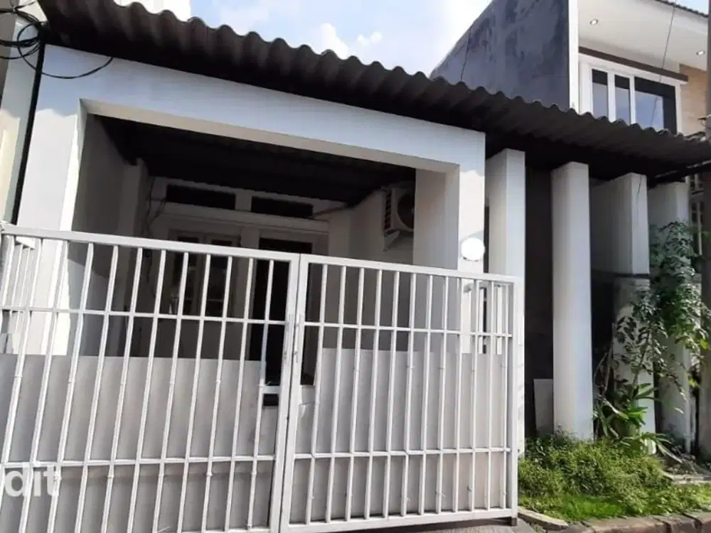 BANTING HARGA SELANGKAH Kampus ITS   Dijual RUMAH Siap Huni LOKASI PURI ASRI Pakuwon City Surabaya