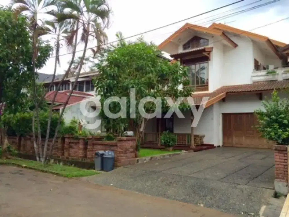 RUMAH STRATEGIS 2 LANTAI DI TB SIMATUPANG JAKARTA SELATAN