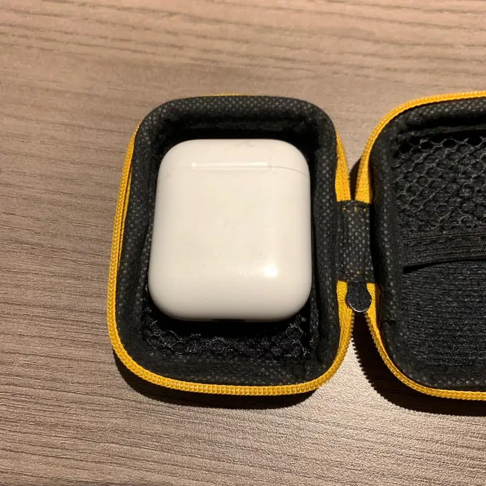 Apple Airpods Gen 2 Original – Baterai Awet, Siap Pakai