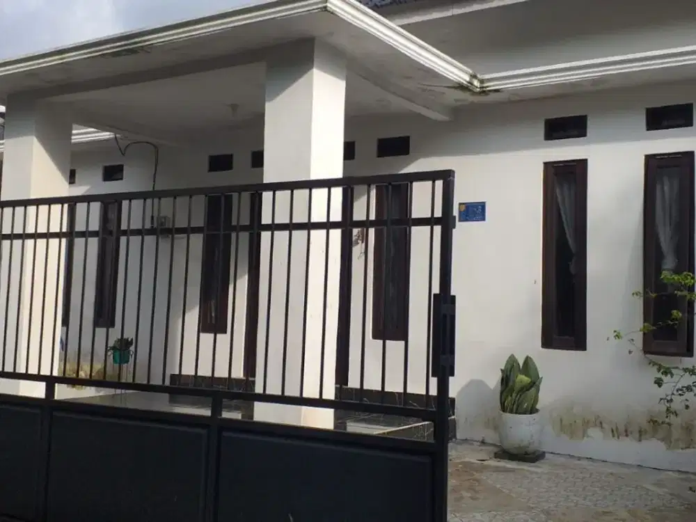 Rumah Jln. Bina satria. loktabat. Banjarbaru utara