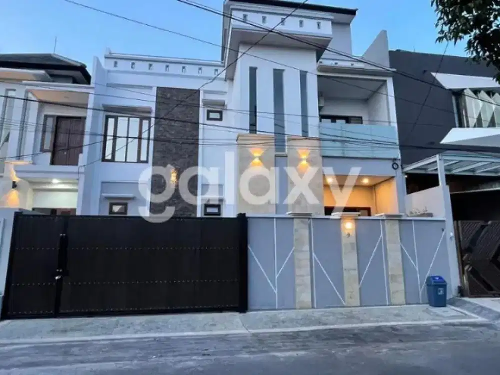 RUMAH STRATEGIS DI CIUNG WANARA RENON DENPASAR, BALI