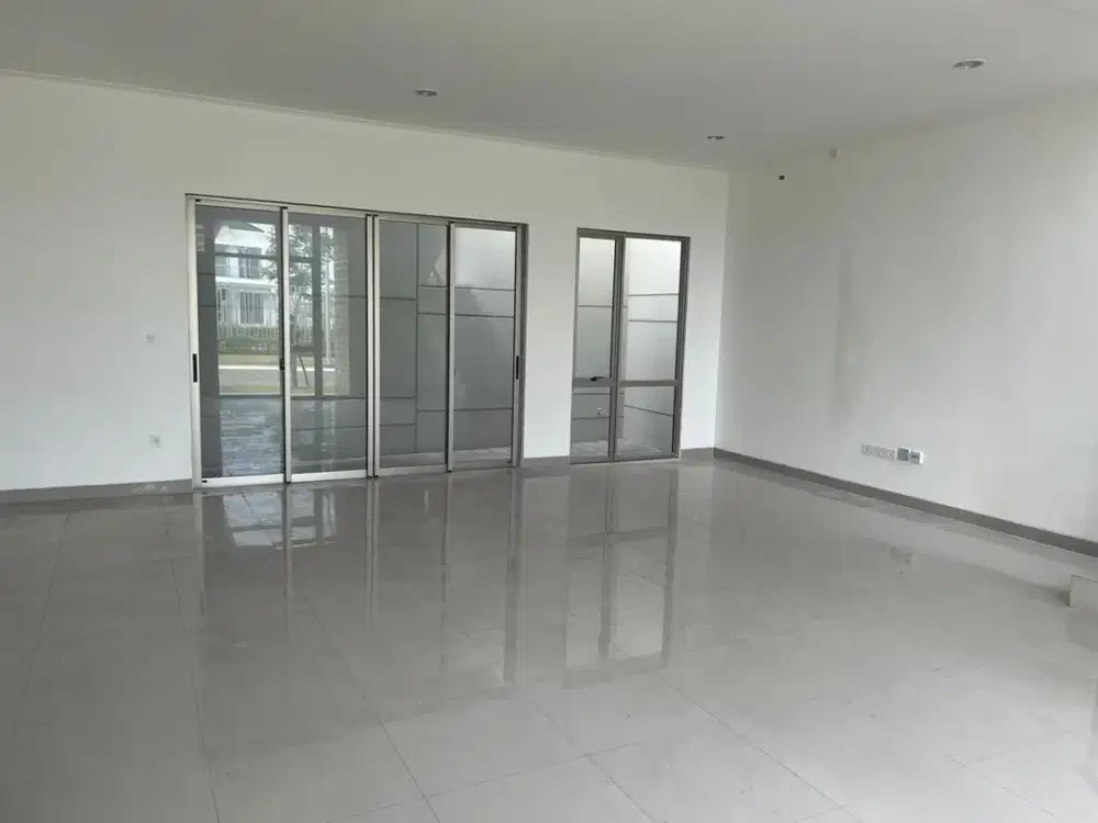 Dijual SHM rumah pik2 depan, 4KT UK:10x15m2 2 lantai siap huni