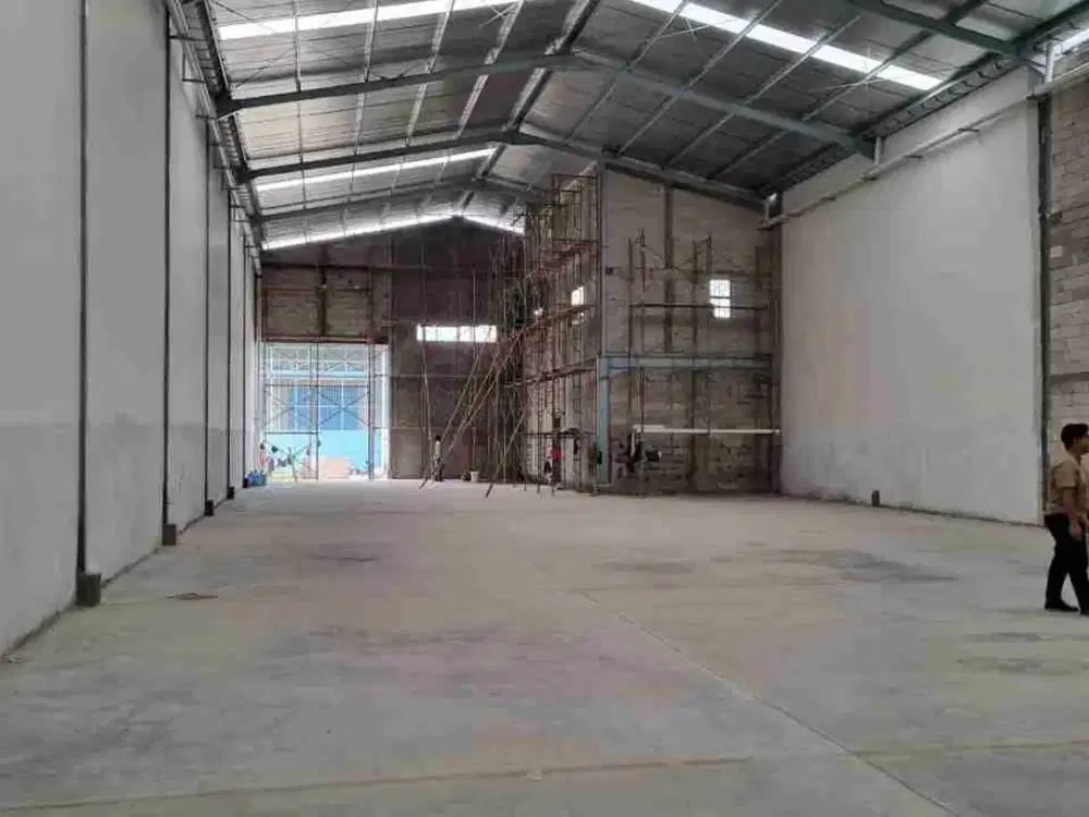 Di sewa gudang laksana tangerang