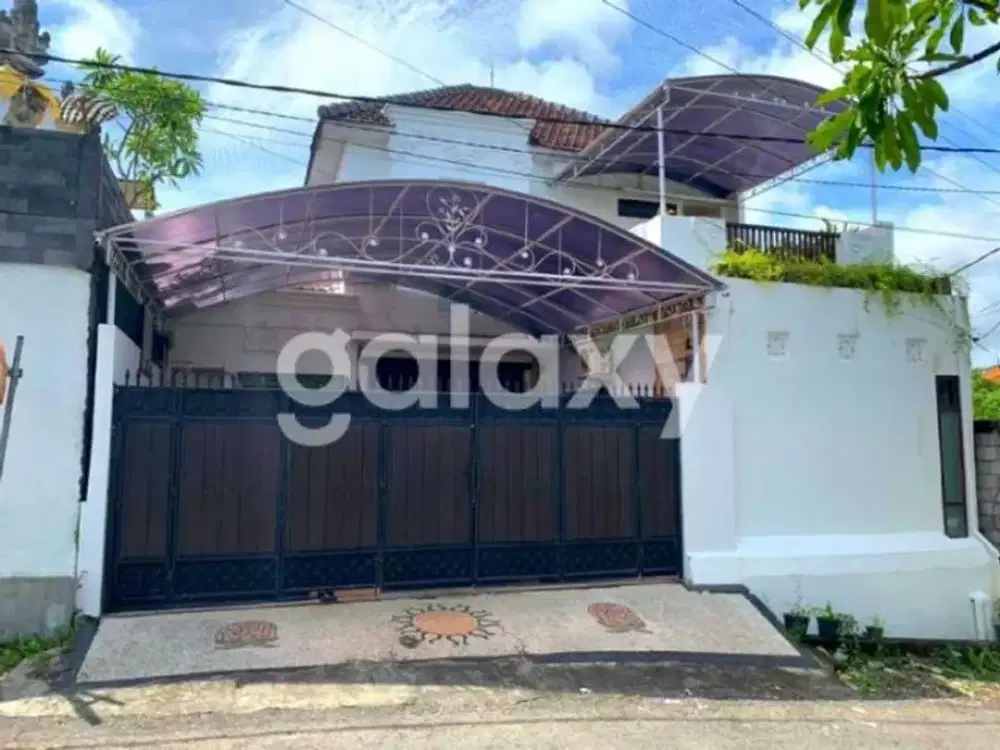 RUMAH STRATEGIS 2 LANTAI DI RUMAH BIKINI PADANGSAMBIAN KLOD DENPASAR, BALI