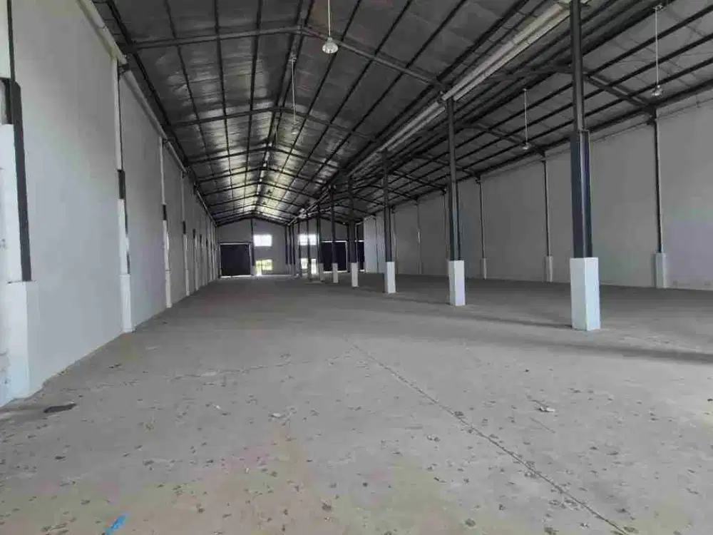 Di sewakan 6 gudang gandeng airport city tangerang