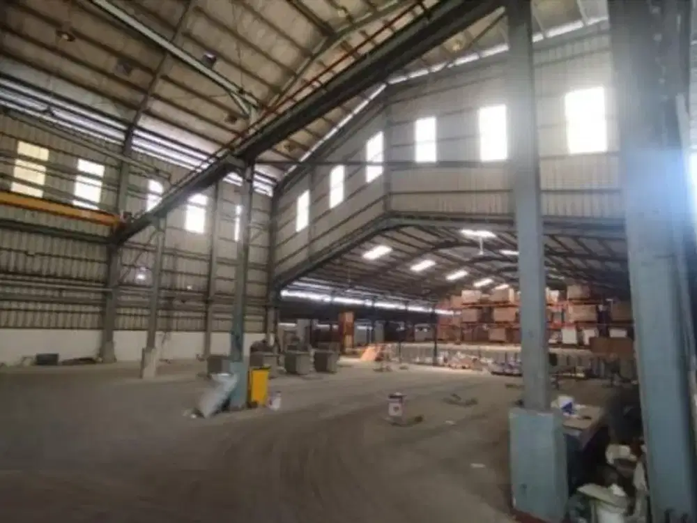 Disewa Gudang dan Kantor Siap Pakai Pasar Kemis Kontainer 40 Feet Jl. Raya Siliwangi, Tangerang