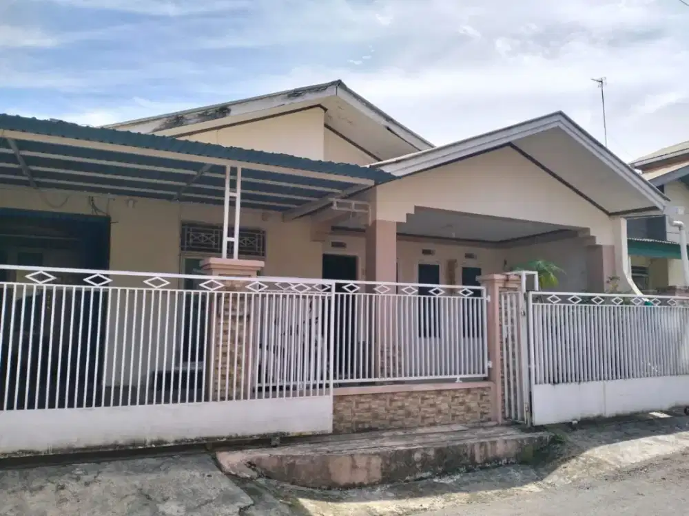 Rumah Komp pondok permai. jln Garuda 5, pauh ,Padang