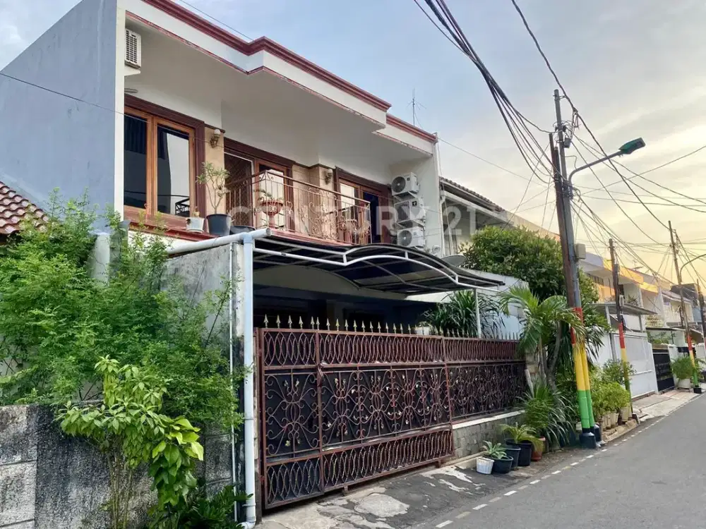 Rumah 2,5 Lantai Siap Huni Lokasi Strategis Di Tomang