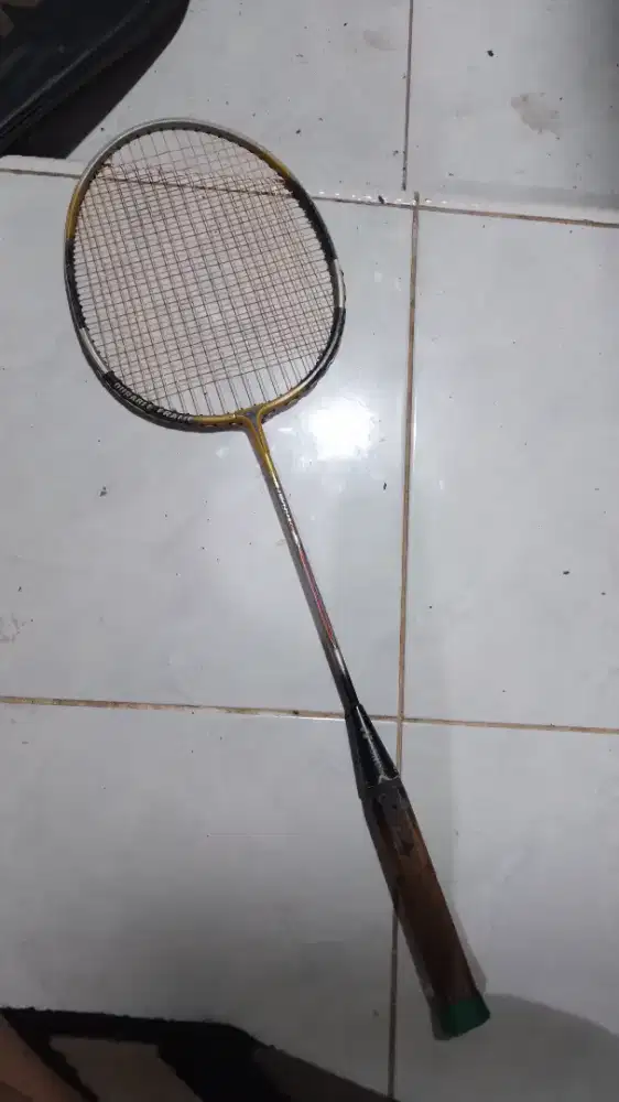 Termurah! Raket Yonex 50 Ribu. Siap Tempur, Bekas Terawat.