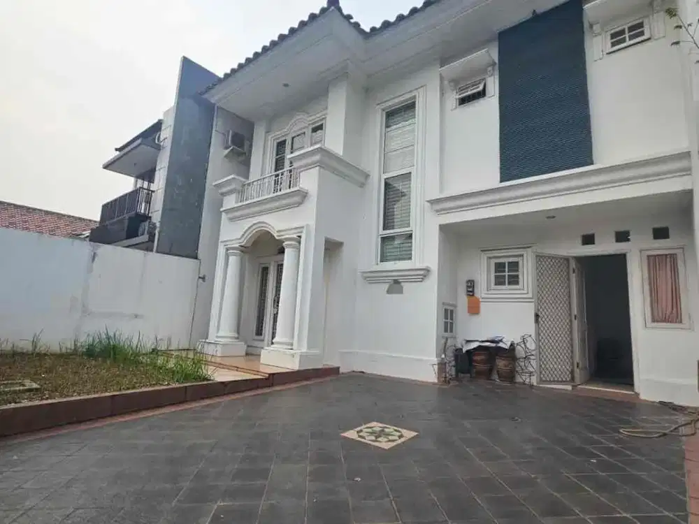 Dijual Rumah Full Furnished di PUSPITA LOKA - BSD