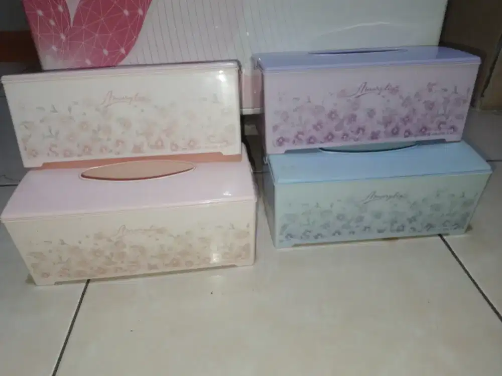 Tempat tisu merk lion star, P25cm L15cm, ada 4pcs, kondisi ok, nego