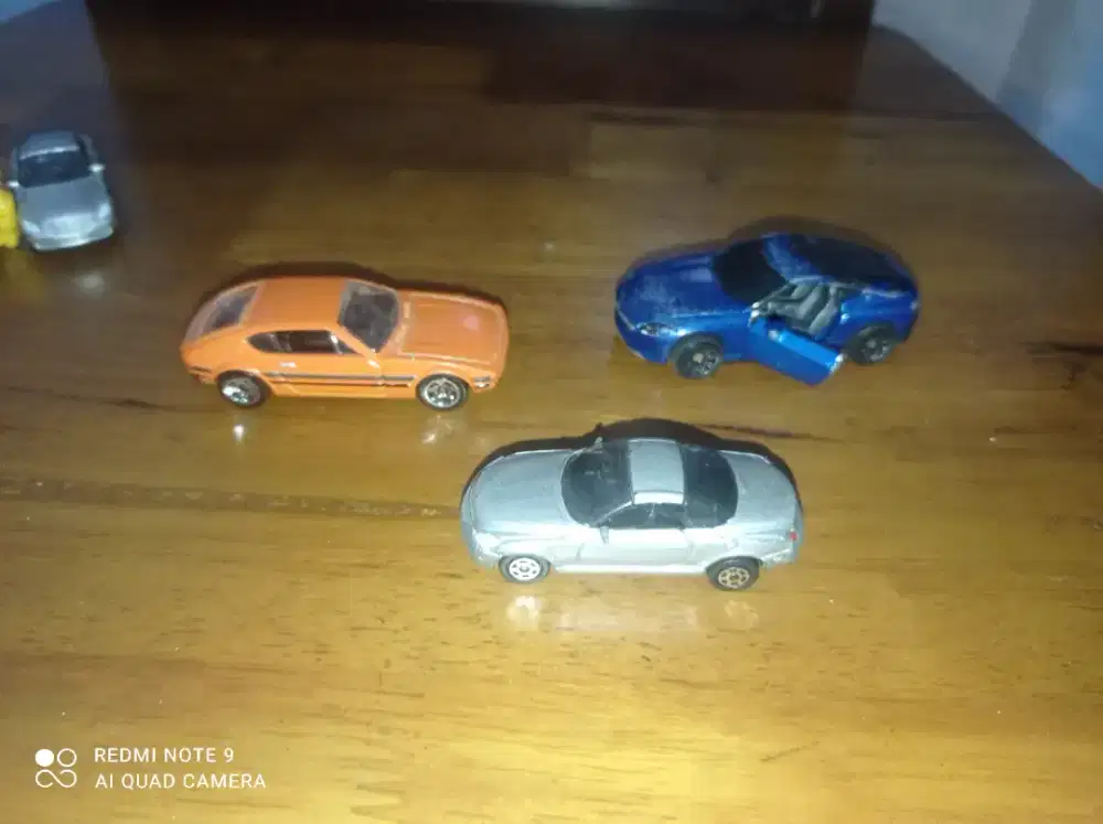 Hotwheels loose paketan 3 pcs 40 rb