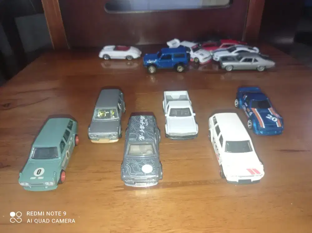 Hotwheels loose datsun wagon dan pickup harga variasi 40-75 rb