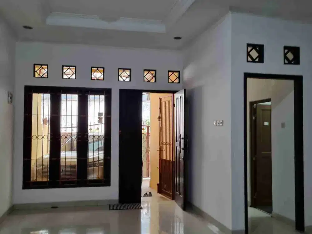 Disewakan Rumah Tebet, Jln 1 Mbl